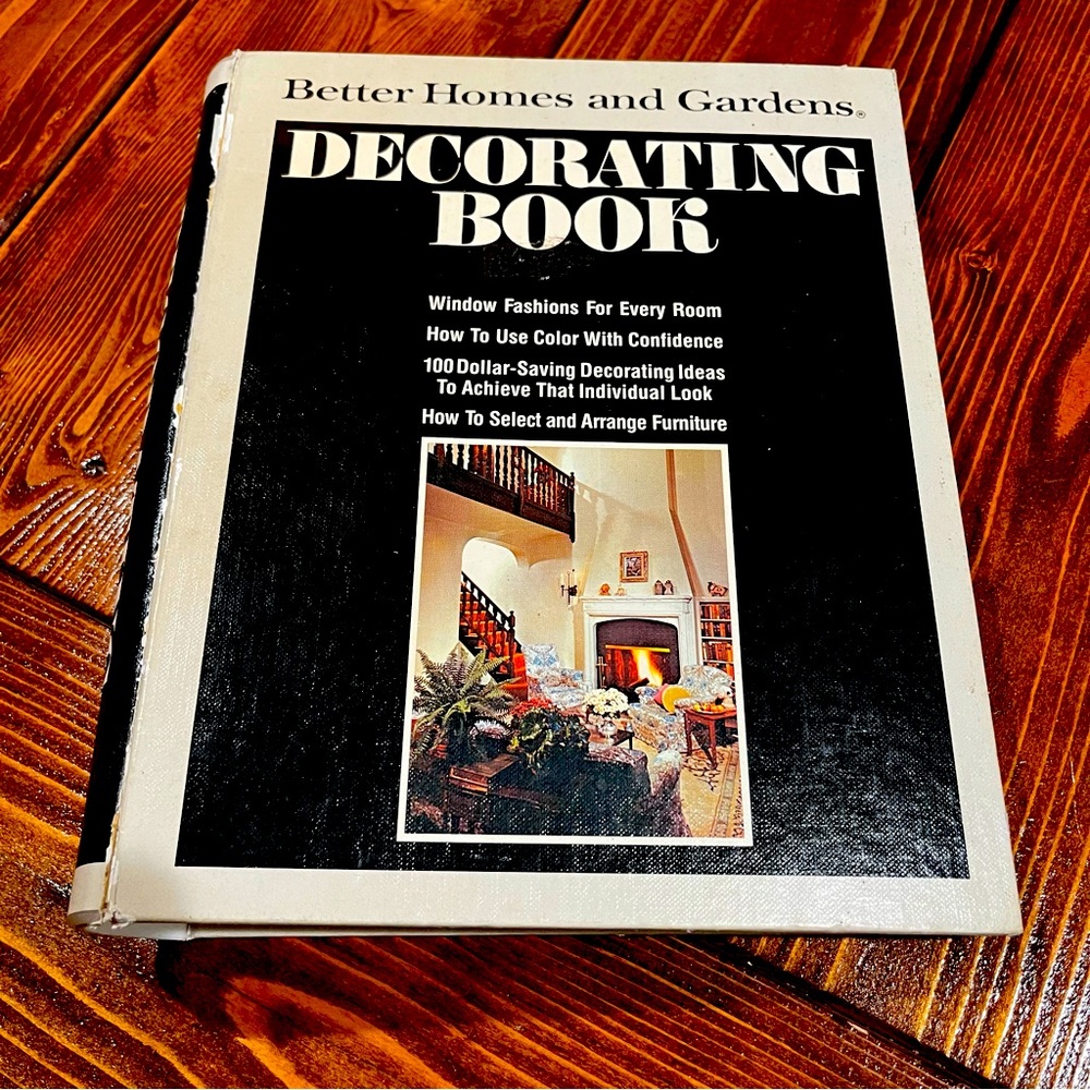Better Homes and Gardens 1975 Decorating Book Binder Vintage Furniture and Deco